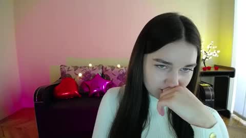 Jaklin online show from 03.05.25