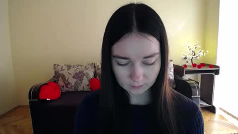 Snapshot of gabby_di chatting on 04.23.26 Jaklin online show from 04.23.26