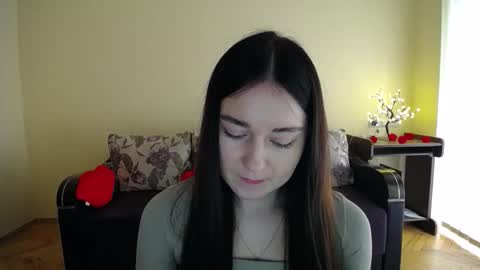Snapshot of gabby_di chatting on 05.08.26 Jaklin online show from 05.08.26
