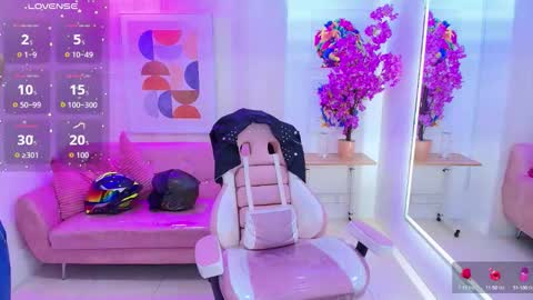 gabby_evanns online show from 09.27.25