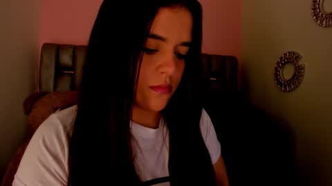 G A B R I E L A   online show from 12.03.25