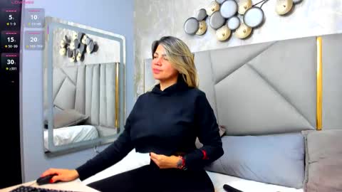 Gaby Santos online show from 03.25.26