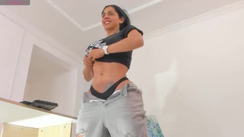 Gabby Grey online show from 12.22.25