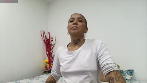 Snapshot of gabbymichel chatting on 05.19.26 gabbymichel online show from 05.19.26