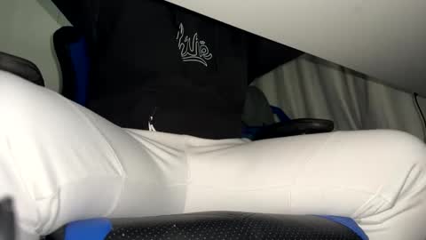 Gabeitches16 online show from 12.17.24