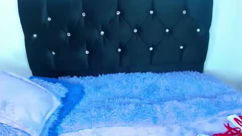 gabi_jhons_23 online show from 12.21.25