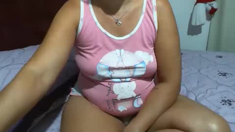 Snapshot of gabibrasil chatting on 04.19.26 gaby layla online show from 04.19.26