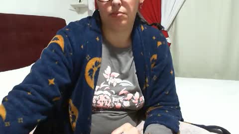 Snapshot of gabibrasil chatting on 05.20.26 gaby layla online show from 05.20.26