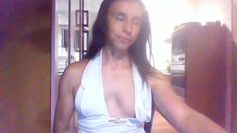 Snapshot of gabitg chatting on 08.06.26 Gabi online show from 08.06.26