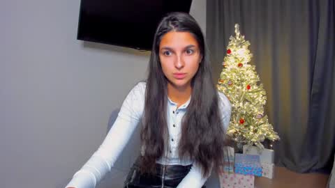 Snapshot of gabri_baby chatting on 01.05.25 The next stream in car 1 december 10pm time in France online show from 01.05.25