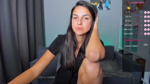 Snapshot of gabri_baby chatting on 10.12.25 The next stream in car 1 december 10pm time in France online show from 10.12.25