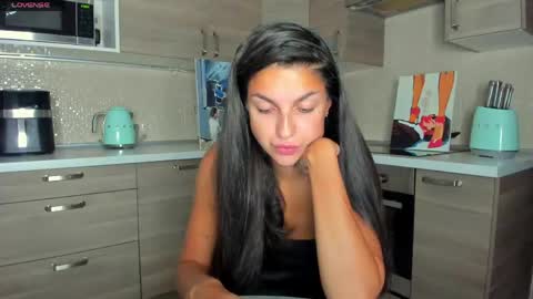 The next stream in car 1 december 10pm time in France online show from 04.18.26