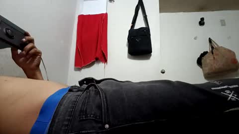 Snapshot of gabriel9051 chatting on 05.26.26 gabriel9051 online show from 05.26.26