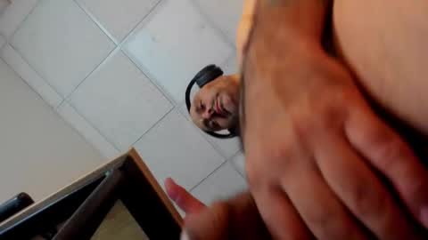 Snapshot of gabriel_harmant chatting on 12.01.24 Gabriel Harmant online show from 12.01.24