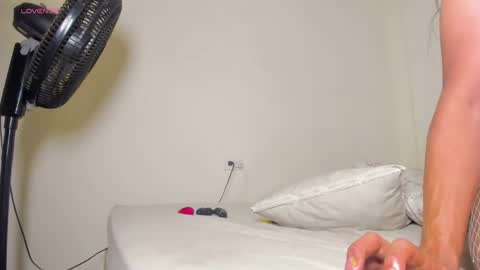 Snapshot of gabriela__bigass chatting on 04.21.26 Gabriela altamirano online show from 04.21.26