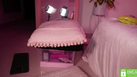 Carolina online show from 04.10.26