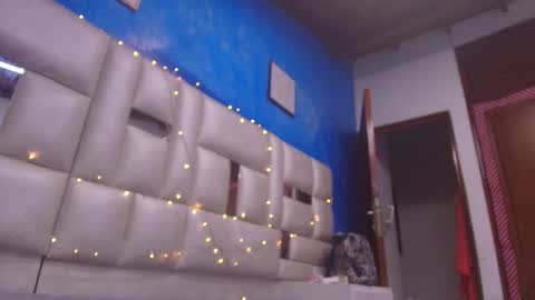 Snapshot of gabriela_leone chatting on 12.24.24 gabriela online show from 12.24.24