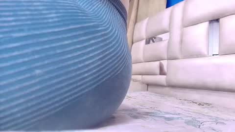 Snapshot of gabriela_leone chatting on 02.18.25 gabriela online show from 02.18.25
