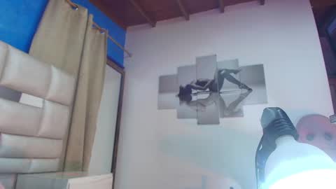 Snapshot of gabriela_leone chatting on 02.23.25 gabriela online show from 02.23.25