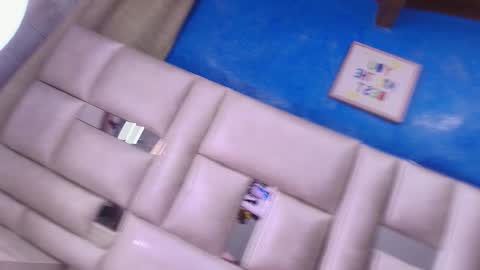 Snapshot of gabriela_leone chatting on 03.11.25 gabriela online show from 03.11.25