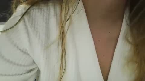 Snapshot of gabriela_miller_2 chatting on 07.22.26 Gabriela Miller online show from 07.22.26