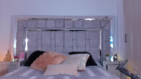 Snapshot of gabriela_montess chatting on 01.07.25 Gabriela Montes online show from 01.07.25