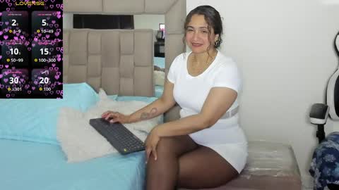 Snapshot of gabriela_ponce chatting on 05.06.26 gabriela ponce online show from 05.06.26