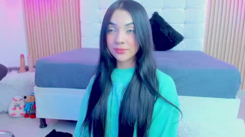 Snapshot of gabrielam_ms chatting on 01.25.25 Gabriela Evans MS online show from 01.25.25