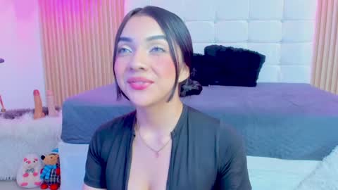 Snapshot of gabrielam_ms chatting on 01.26.25 Gabriela Evans MS online show from 01.26.25