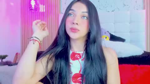 Snapshot of gabrielam_ms chatting on 03.12.25 Gabriela Evans MS online show from 03.12.25