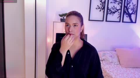 Snapshot of gabriella__tom chatting on 01.21.25 Gabriella online show from 01.21.25