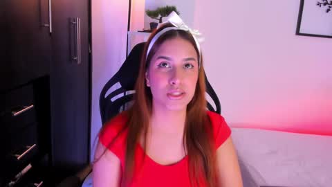 Snapshot of gabriella__tom chatting on 09.17.25 Gabriella online show from 09.17.25