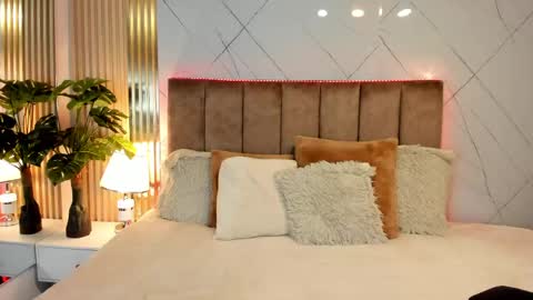 gabriella_santoss online show from 04.21.26