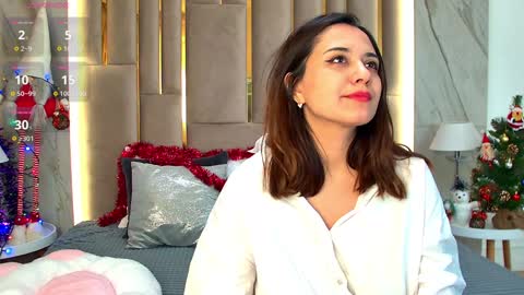 Snapshot of gabriella_wils chatting on 12.18.24 Gabriella online show from 12.18.24