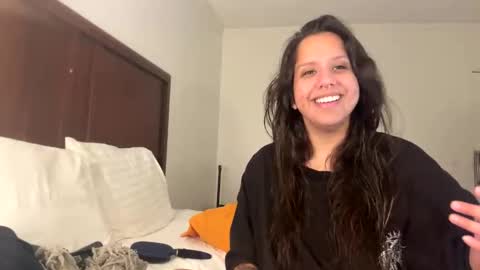 Snapshot of gabriellaayaila chatting on 05.15.26 gabriellaayaila online show from 05.15.26