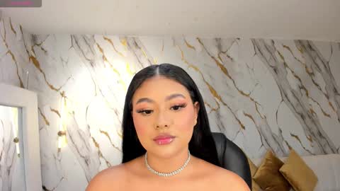 Snapshot of gabriellalee_ chatting on 09.16.25 Gabriella Lee online show from 09.16.25