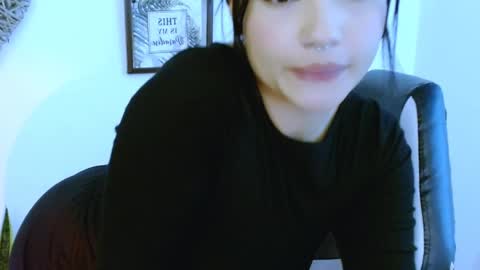 My name is Gabriela.. nice to meet you thumbs up please its very important to me online show from 04.10.26