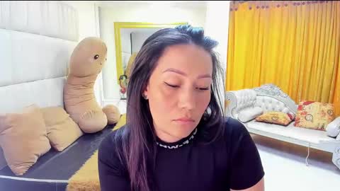 Snapshot of gaby_trent chatting on 12.04.24 gabriela online show from 12.04.24