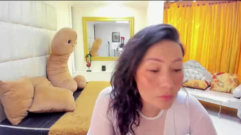 Snapshot of gaby_trent chatting on 12.06.24 gabriela online show from 12.06.24