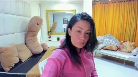 Snapshot of gaby_trent chatting on 12.09.24 gabriela online show from 12.09.24