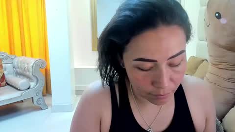 Snapshot of gaby_trent chatting on 12.12.24 gabriela online show from 12.12.24