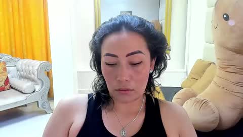 Snapshot of gaby_trent chatting on 12.12.24 gabriela online show from 12.12.24