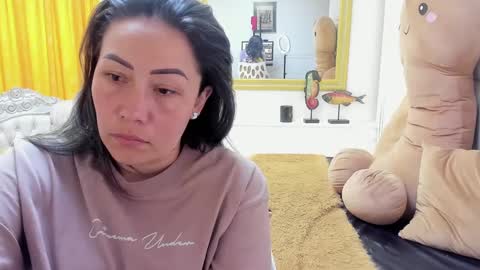 Snapshot of gaby_trent chatting on 12.30.24 gabriela online show from 12.30.24