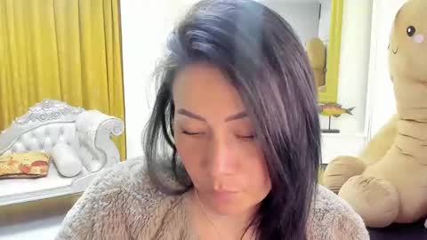 Snapshot of gaby_trent chatting on 01.03.25 gabriela online show from 01.03.25