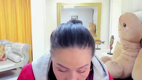 Snapshot of gaby_trent chatting on 01.31.25 gabriela online show from 01.31.25