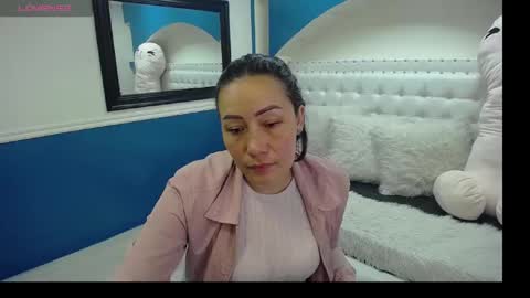 Snapshot of gaby_trent chatting on 02.11.25 gabriela online show from 02.11.25