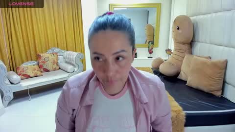 Snapshot of gaby_trent chatting on 03.05.25 gabriela online show from 03.05.25