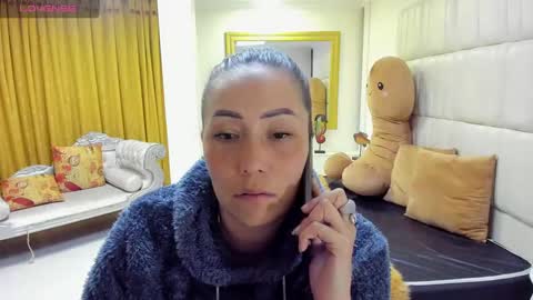 Snapshot of gaby_trent chatting on 03.06.25 gabriela online show from 03.06.25