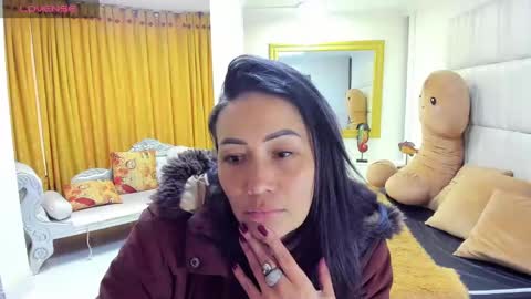 Snapshot of gaby_trent chatting on 03.12.25 gabriela online show from 03.12.25