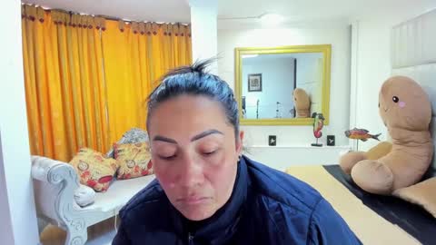 Snapshot of gaby_trent chatting on 09.24.25 gabriela online show from 09.24.25